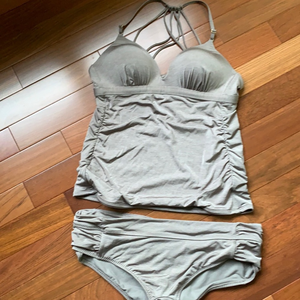 Athleta bathing suit